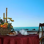 Ξενοδοχείο Antica Perla 4*
