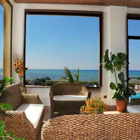 Antica Perla 4*