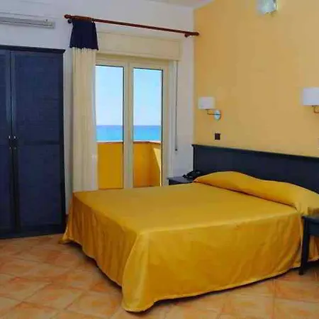 Antica Perla Отель 4*